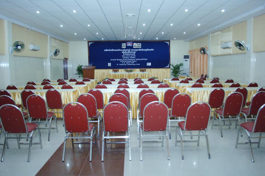 Reaksmey Battambang Hotel Room photo